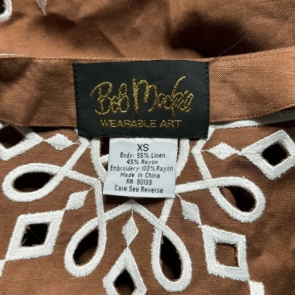 Bob Mackie Wearable Art Brown Embroidered Linen Blouse Size XS - Picture 7 of 8